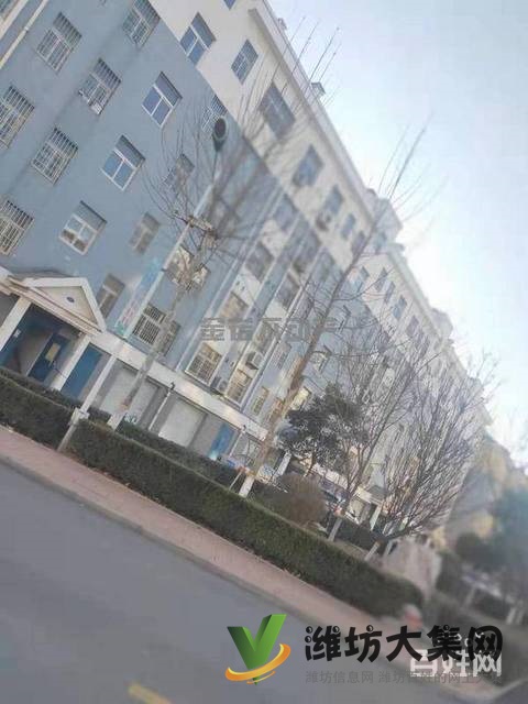 百合嘉園多層1樓小三室?guī)?chǔ)藏室55萬(wàn)