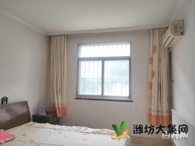 五中附近河濱花園多層一樓能做3室一廳47.5萬(wàn)看房