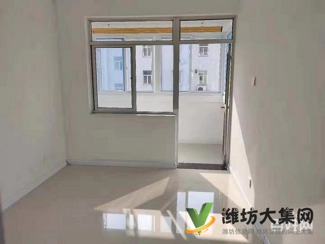 前姚小區(qū)4樓 精裝修便宜出售拎包入住