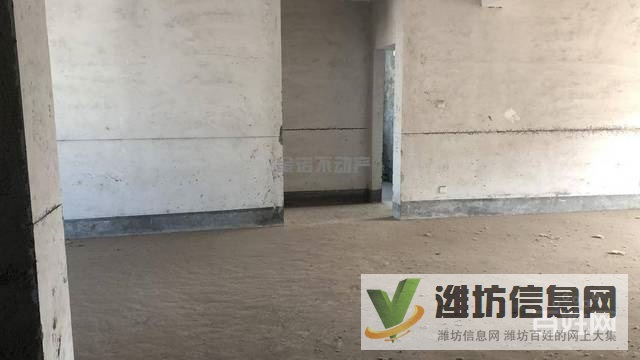 巴龍國際北區(qū)多層5樓160平帶車庫南北通透75萬