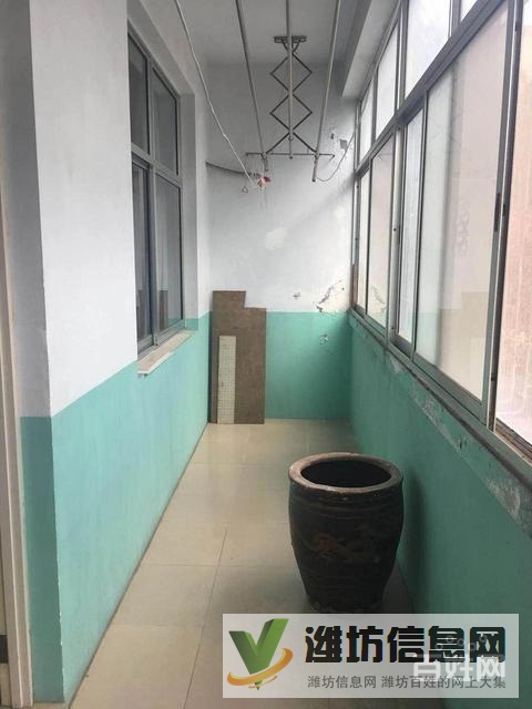 商業(yè)村近 多層一樓三室朝陽(yáng) 單位房實(shí)際面積120平 急售可議