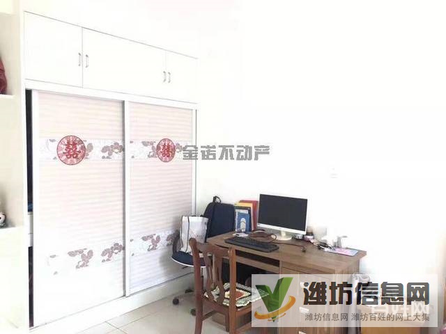 銀豐新都精裝修小三室6樓116平帶儲(chǔ)藏室僅售77萬(wàn)