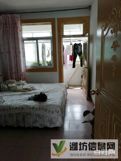 市府西院 帶附房15平,帶車位,