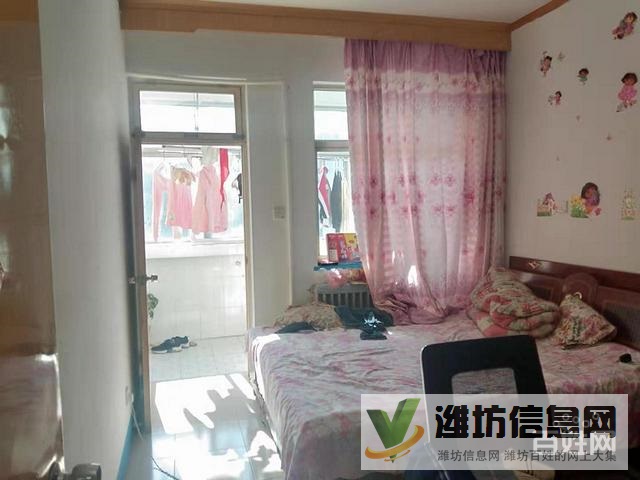 低樓層99平三室兩廳精裝 百匯市場(chǎng)近房主急售看房方便