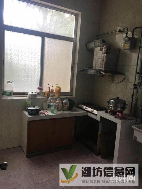 商業(yè)村近 多層一樓三室朝陽(yáng) 單位房實(shí)際面積120平 急售可議