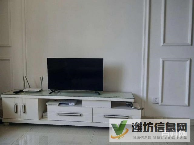 泰華附近青云潤(rùn)景精裝2室?guī)准揖呒译姵鲎? border=