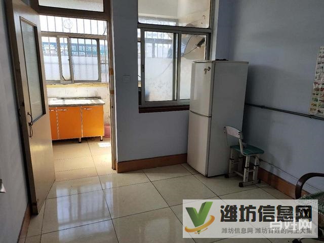 新佳樂家附近煙市街精裝房三室低.價(jià)出租拎包入住