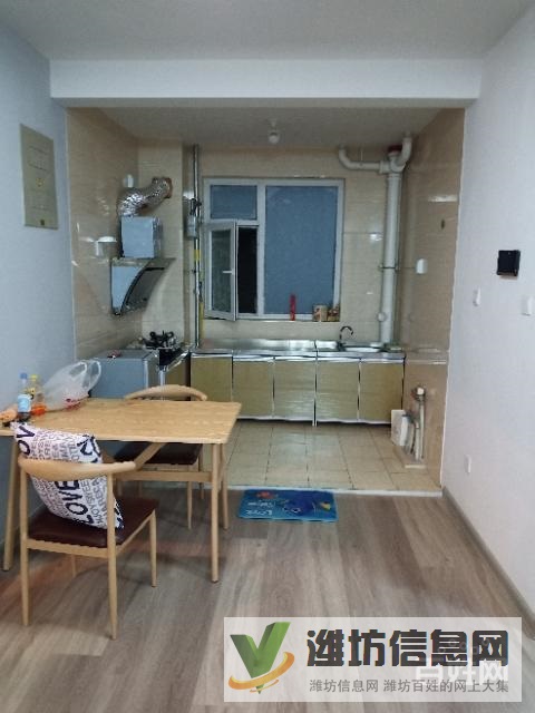 高新市府廣場(chǎng)現(xiàn)代錦繡城首次出租