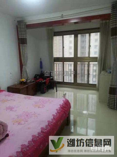 《世紀(jì)星城》精裝三室有車位123平三室過戶貸款