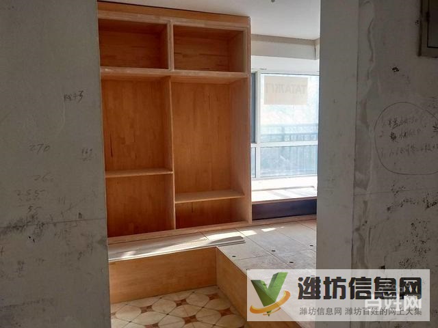 清河壟塬小高層一樓帶院 帶子母車位儲(chǔ)藏室 簡(jiǎn)裝三室