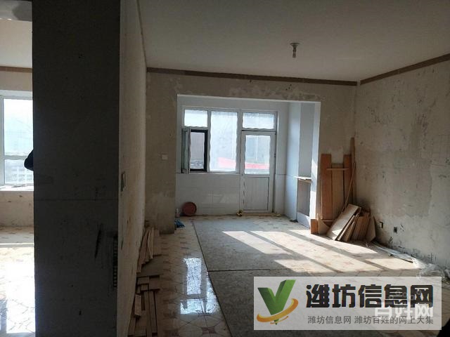 清河壟塬小高層一樓帶院 帶子母車位儲(chǔ)藏室 簡(jiǎn)裝三室