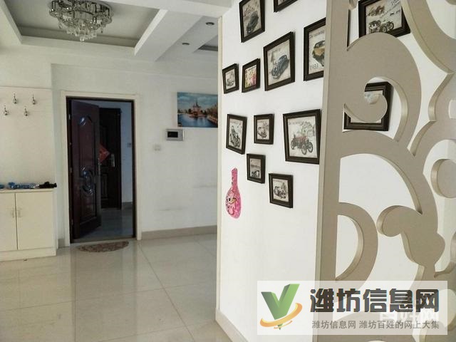 新城明珠多層三樓三室118平 帶車(chē)庫(kù) 前后陽(yáng)臺(tái)93