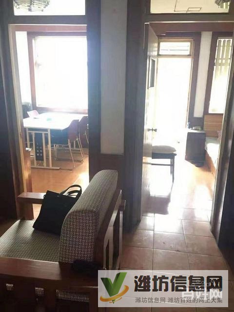 月河路小學(xué)近 四樓三室 可貸款 63平 32.5萬(wàn)