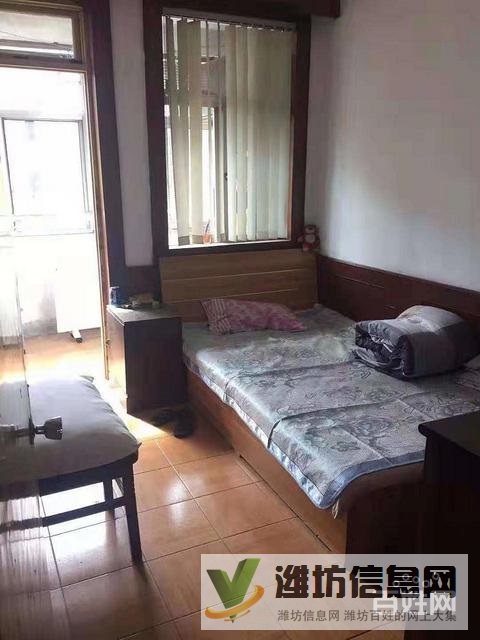 月河路小學(xué)近 四樓三室 可貸款 63平 32.5萬(wàn)