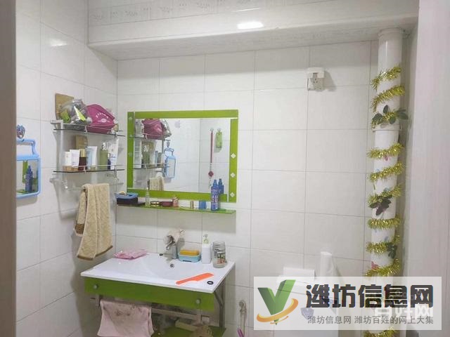 湖景龍灣精裝多層二樓150方急售