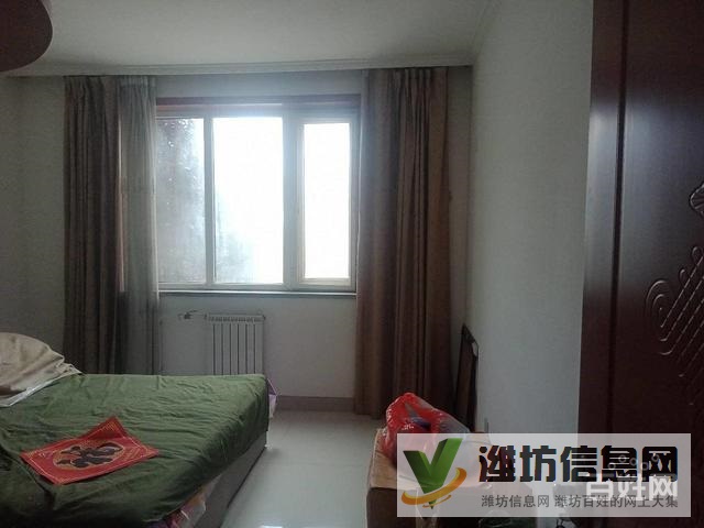 領世新城精裝房 2室2廳裝修未住帶院子 出稅鑰匙在