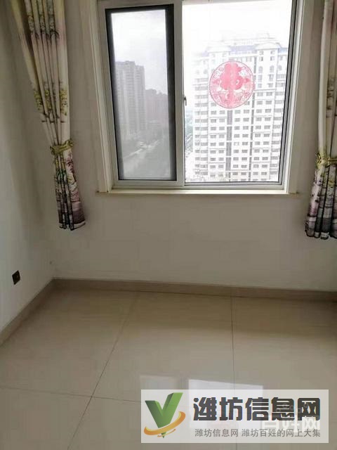 大華中央城豪華裝修3室?guī)У叵麓筌噹旒揖呒译婟R全三塊空調(diào)