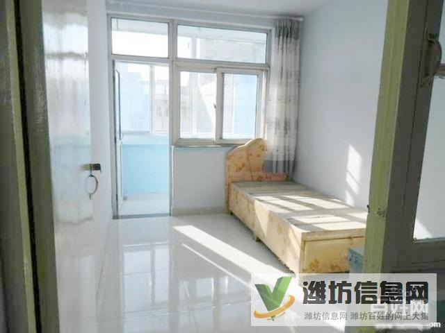 萬(wàn)達(dá) 泰華近 3室1廳1衛(wèi)拎包入住