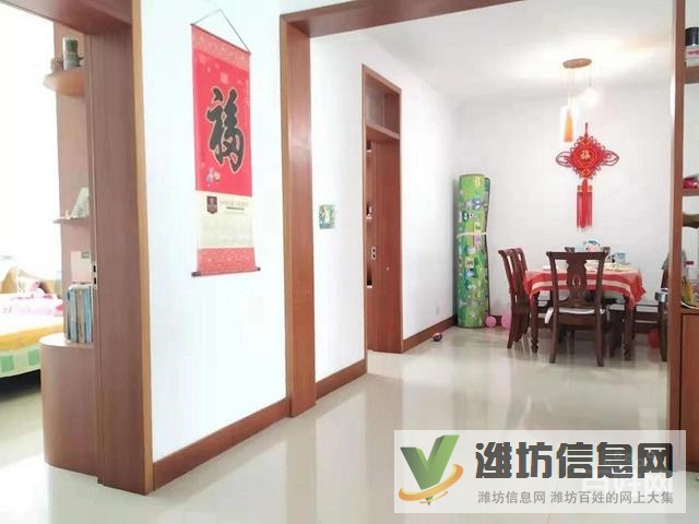 華實(shí)小區(qū) 多層2樓 精裝修 三室朝陽(yáng)無(wú)稅急售97萬(wàn)