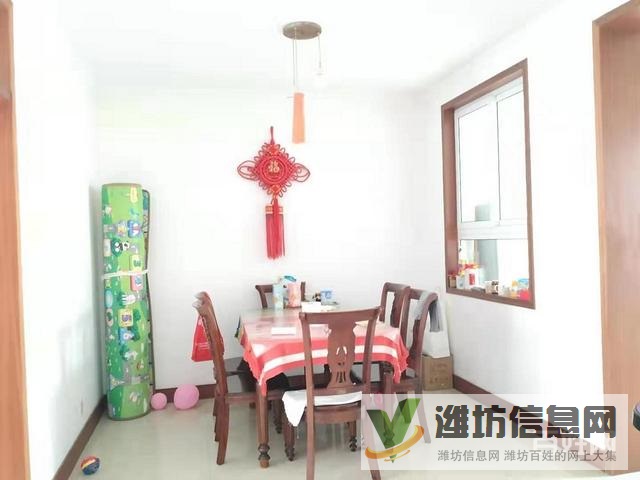 華實(shí)小區(qū) 多層2樓 精裝修 三室朝陽(yáng)無(wú)稅急售97萬(wàn)