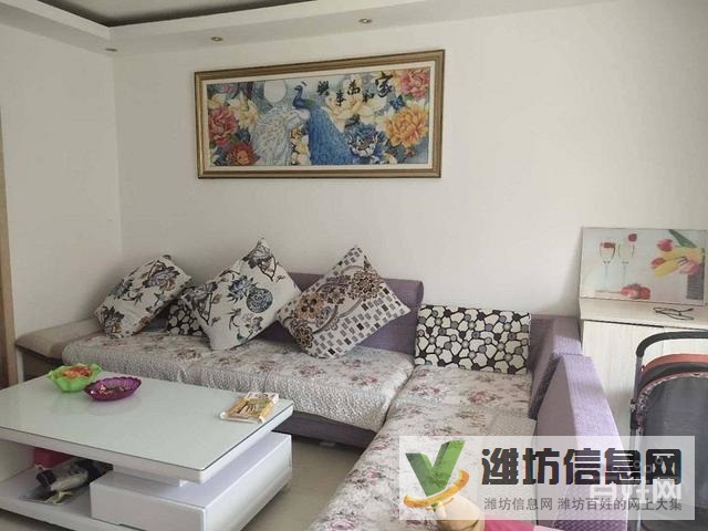 興華學(xué)qu房領(lǐng)秀城精裝三室多層四樓帶倉(cāng)庫(kù)55萬(wàn)