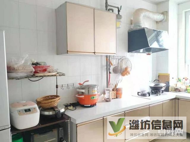 華實(shí)小區(qū) 多層2樓 精裝修 三室朝陽(yáng)無(wú)稅急售97萬(wàn)