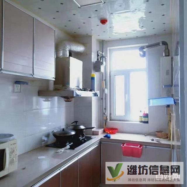 濰縣中路近的高端小區(qū) 12樓東山 全明戶型 精裝三室 南