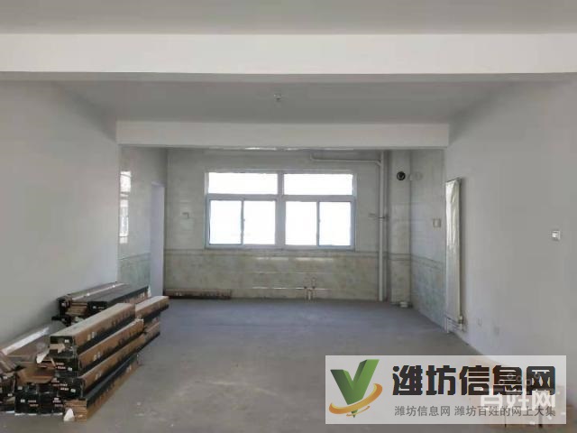 電梯洋房麗景花園南區(qū)4樓171平送車庫儲(chǔ)藏室更名