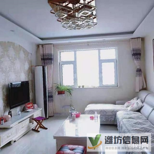 濰縣中路近的高端小區(qū) 12樓東山 全明戶型 精裝三室 南