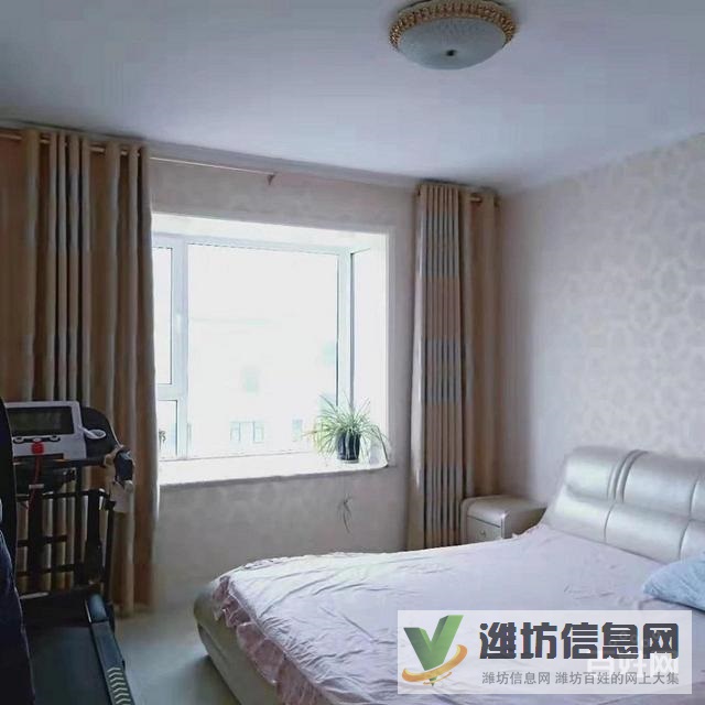 濰縣中路近的高端小區(qū) 12樓東山 全明戶型 精裝三室 南