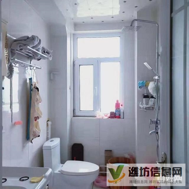 濰縣中路近的高端小區(qū) 12樓東山 全明戶型 精裝三室 南