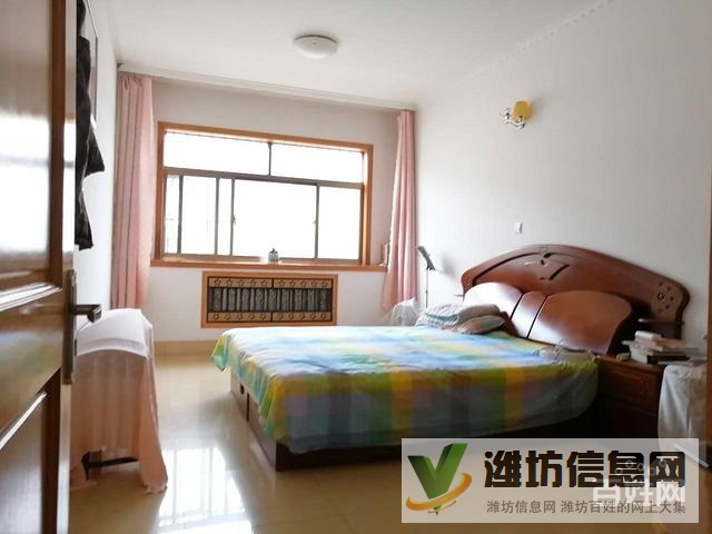 朝陽小區(qū) 單位房138平 送車庫 報(bào)價(jià)69.8萬