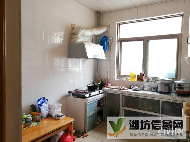 朝陽小區(qū) 單位房138平 送車庫 報(bào)價(jià)69.8萬