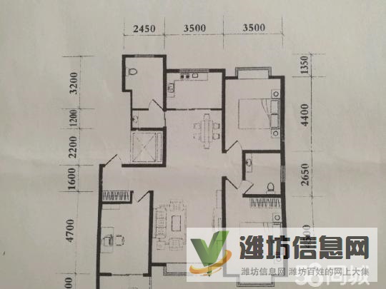 新華路與東風(fēng)東街交叉口,龍澤名都